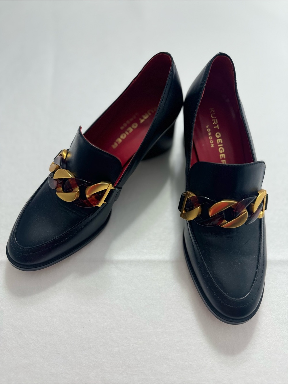 Kurt Geiger Black Leather Loafers with Gold and Brown Chain Accent Size 37
